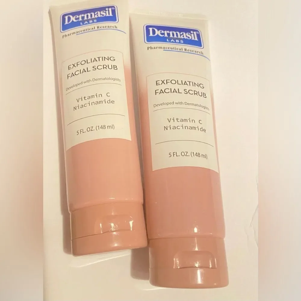 🛍️Dermasil Labs 🎉Pharmaceuticals Research- Exfoliating Facial Scrub 5FL.OZ💥